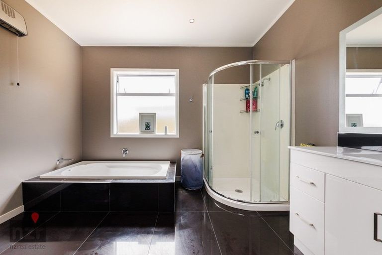 Photo of property in 3 Medway Street, Rongotea, 4476