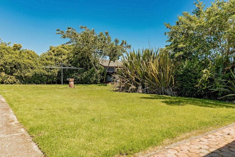 Photo of property in 68 Brougham Street, Westport, 7825