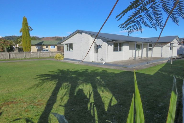 Photo of property in 3 Conlon Street, Reefton, 7830