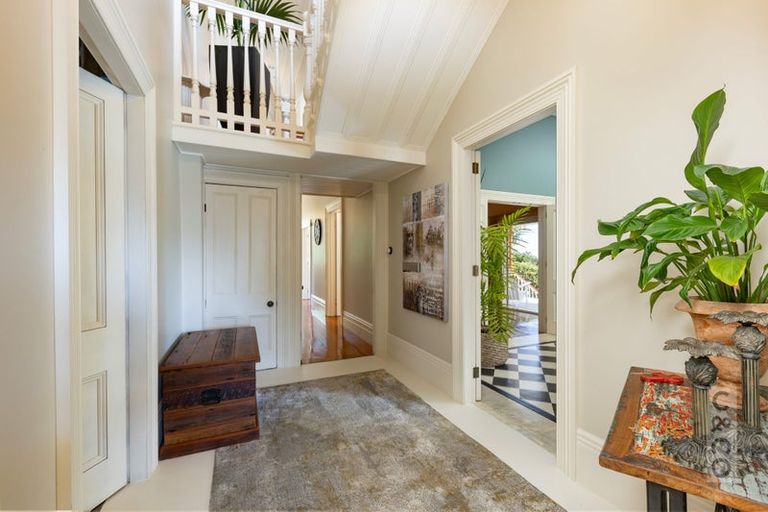 Photo of property in 14 Nelson Street, Helensville, 0800