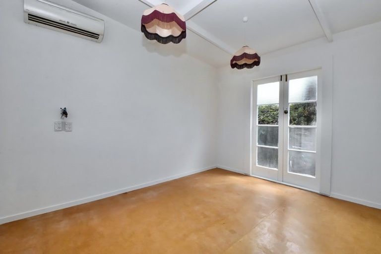 Photo of property in 8 Reading Street, Greytown, 5712