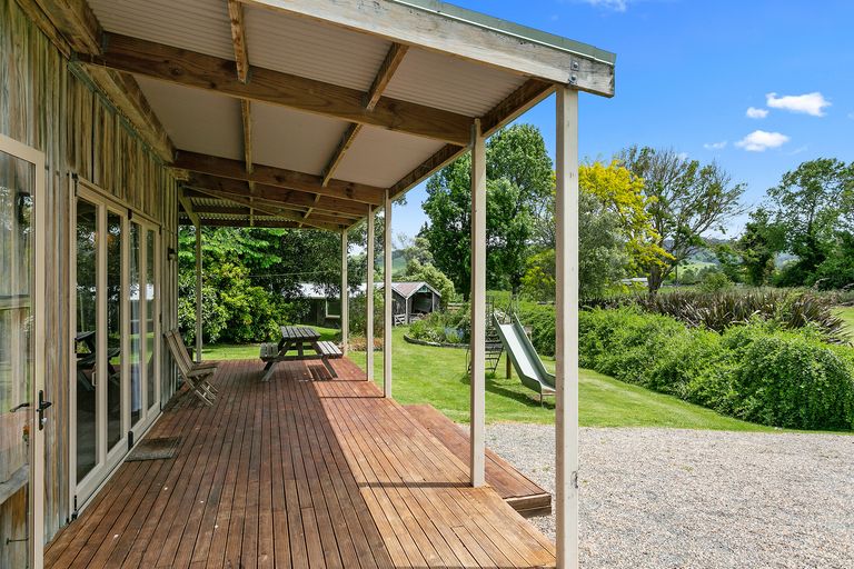 Photo of property in 949 Maungatautari Road, Maungatautari, Cambridge, 3494