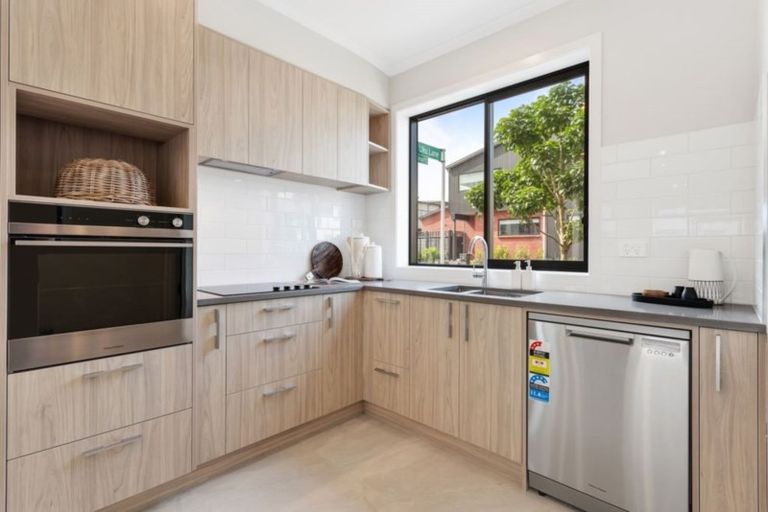 Photo of property in 59 Mapou Road, Hobsonville, Auckland, 0616