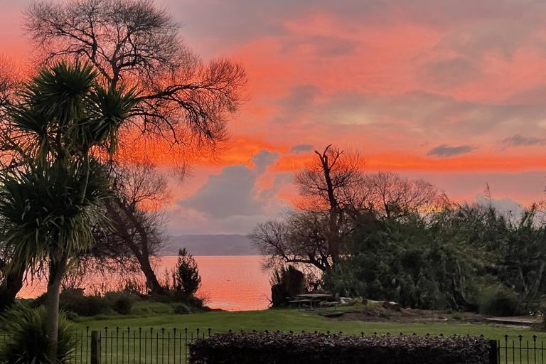 Photo of property in 10a Cooper Avenue, Holdens Bay, Rotorua, 3010