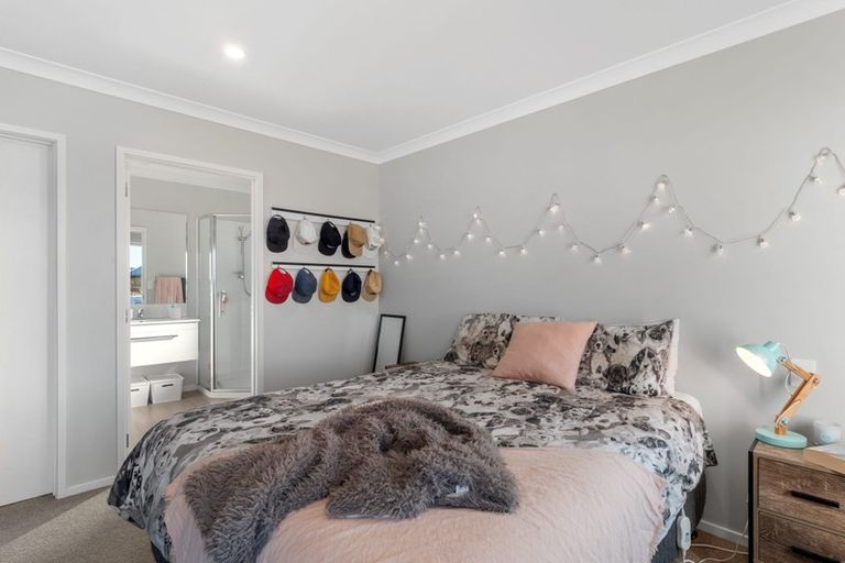 Photo of property in 3 Tamapahore Boulevard, Papamoa Beach, Papamoa, 3118