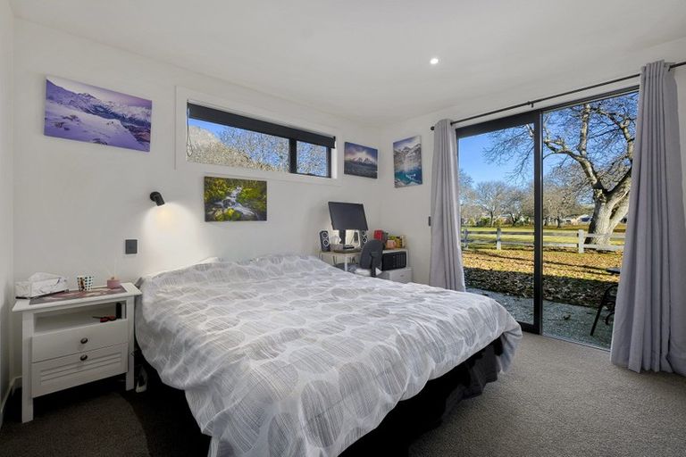 Photo of property in 13&13a Quarry Place, Lake Hayes, Queenstown, 9304