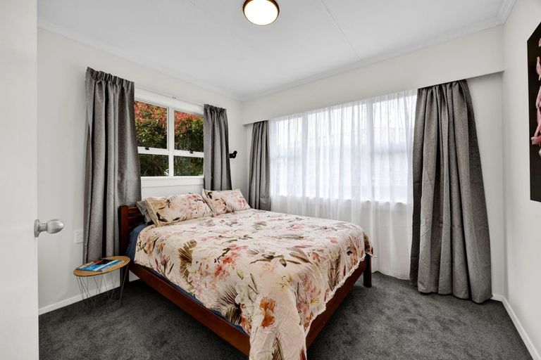 Photo of property in 128 Waihi Road, Hawera, 4610