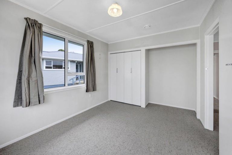 Photo of property in 4 Regan Street, Stratford, 4332