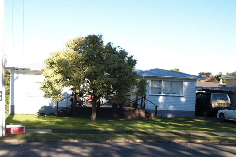 Photo of property in 18 Mcburney Place, Mangere East, Auckland, 2024