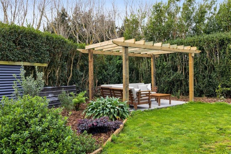 Photo of property in 13 Malone Place, Hawera, 4610