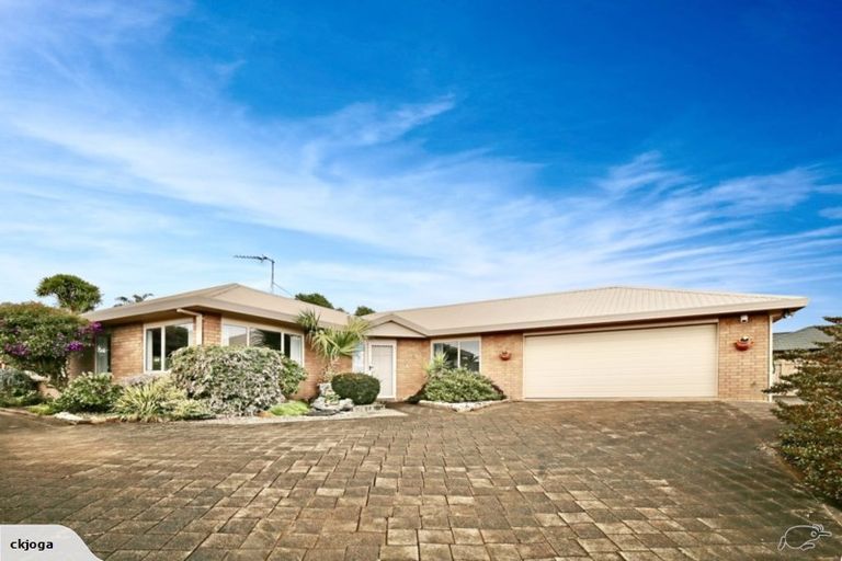 Photo of property in 21 Lochinver Drive, Nawton, Hamilton, 3200