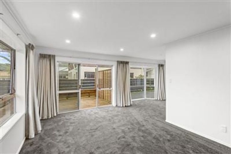 Photo of property in 3/444 Hibiscus Coast Highway, Orewa, 0931