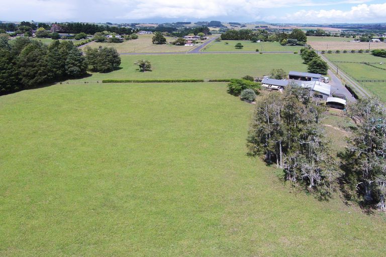 Photo of property in 221 Dominion Road, Tuakau, 2121