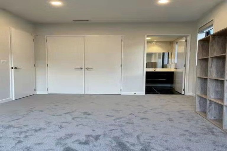 Photo of property in 10 Silvereye Road, Hobsonville, Auckland, 0616