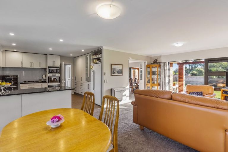 Photo of property in 8 Jacks Bush Road, Waikanae, 5391