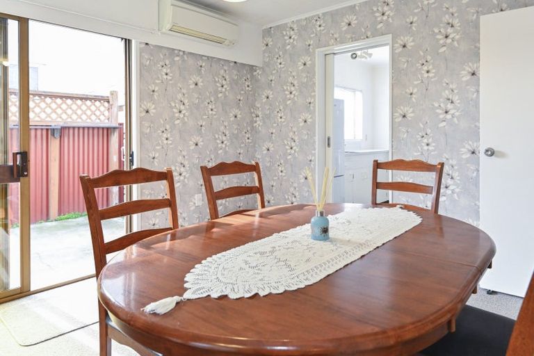 Photo of property in 1/510 Heretaunga Street East, Hastings, 4122
