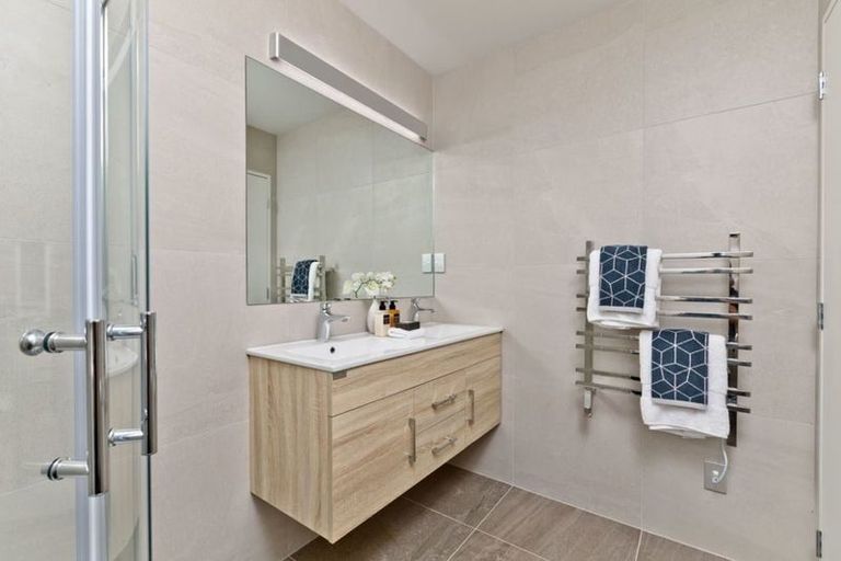 Photo of property in 2 Blackbird Lane, Hobsonville, Auckland, 0616