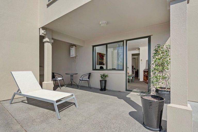 Photo of property in 35 Mahonia Place, Pyes Pa, Tauranga, 3112