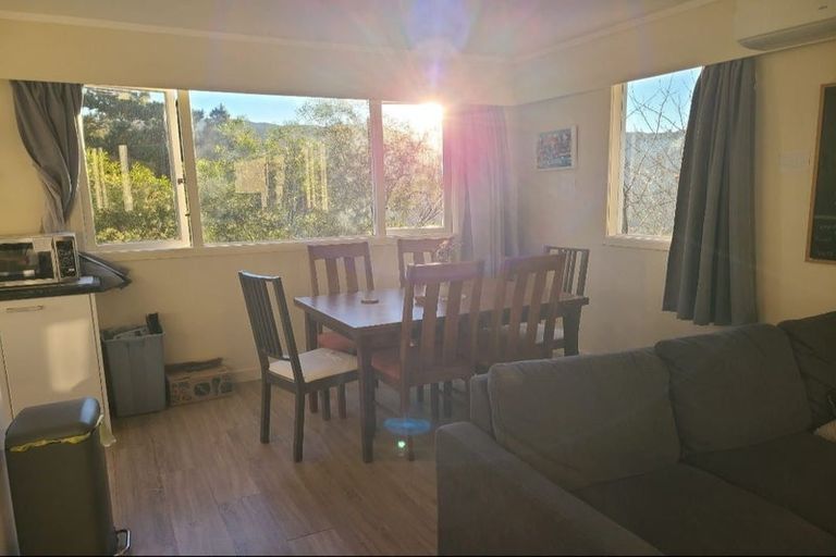 Photo of property in 100 Quebec Street, Kingston, Wellington, 6021