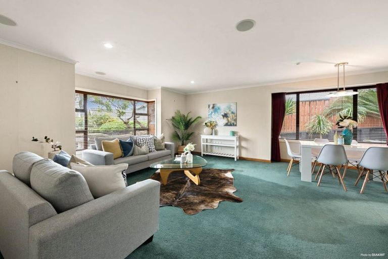 Photo of property in 63 Mt Lebanon Crescent, The Gardens, Auckland, 2105