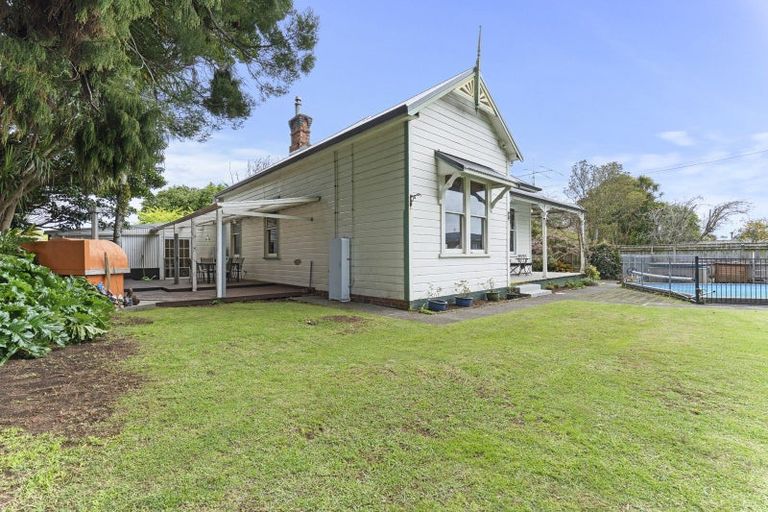 Photo of property in 40 Princess Street, Waitara, 4320