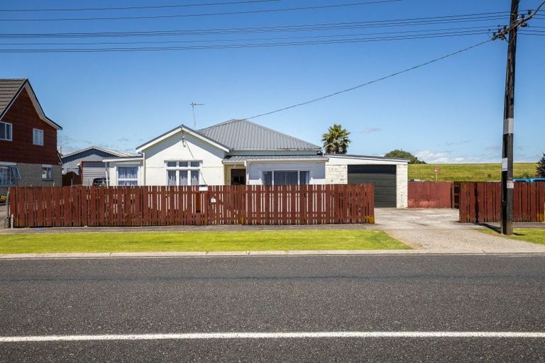 Photo of property in 9 Parris Street, Moturoa, New Plymouth, 4310