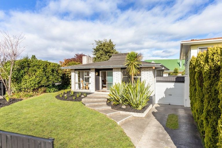 Photo of property in 55 Hawai Street, Two Mile Bay, Taupo, 3330