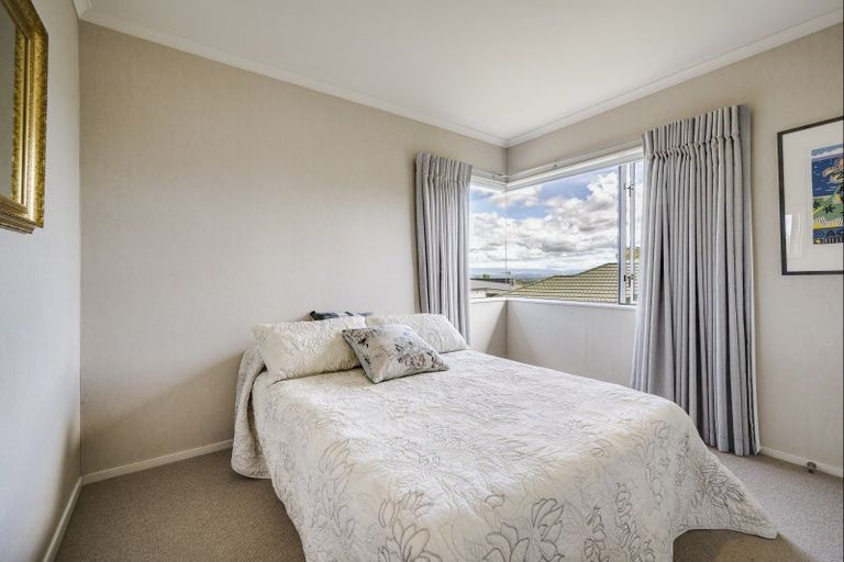 Photo of property in 46 Hikanui Drive, Havelock North, 4130