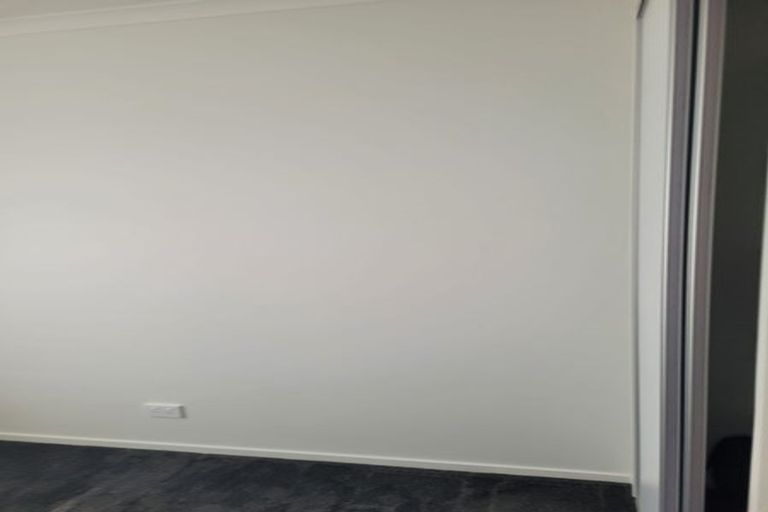 Photo of property in 18 Kutukutu Street, Takanini, 2112