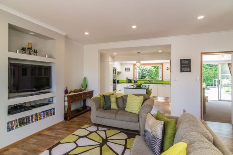 Photo of property in 93 Marine Parade, Paraparaumu Beach, Paraparaumu, 5032