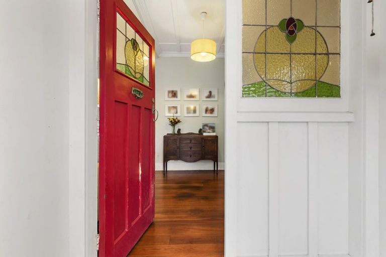 Photo of property in 10 Brighton Street, Island Bay, Wellington, 6023