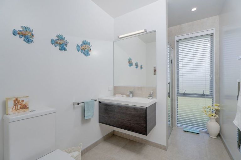 Photo of property in 105 Kupe Drive, Whitianga, 3510