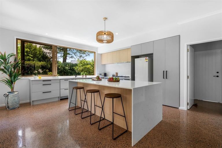 Photo of property in 18 Murray Way, Waimauku, 0812
