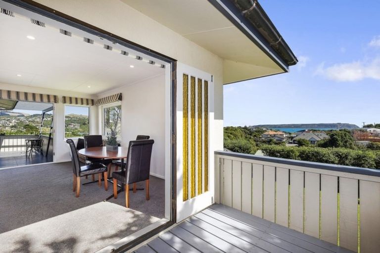 Photo of property in 19 Thornley Street, Titahi Bay, Porirua, 5022