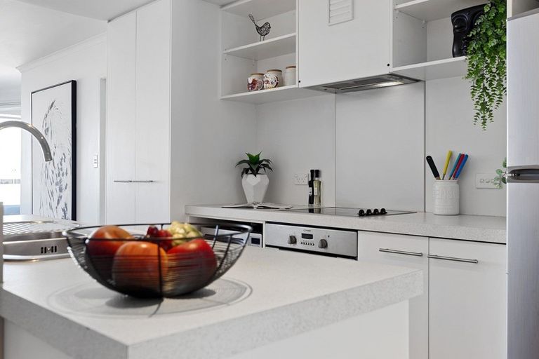 Photo of property in 213/332 Maunganui Road, Mount Maunganui, 3116