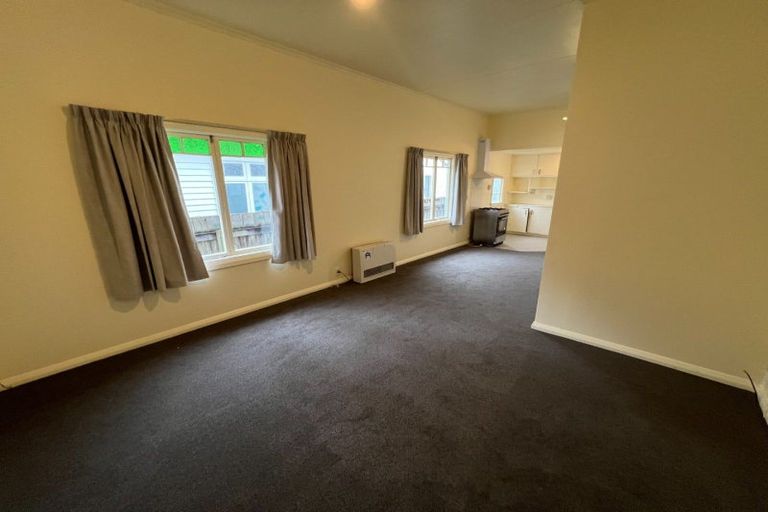 Photo of property in 67 Chelwood Street, Takaro, Palmerston North, 4412