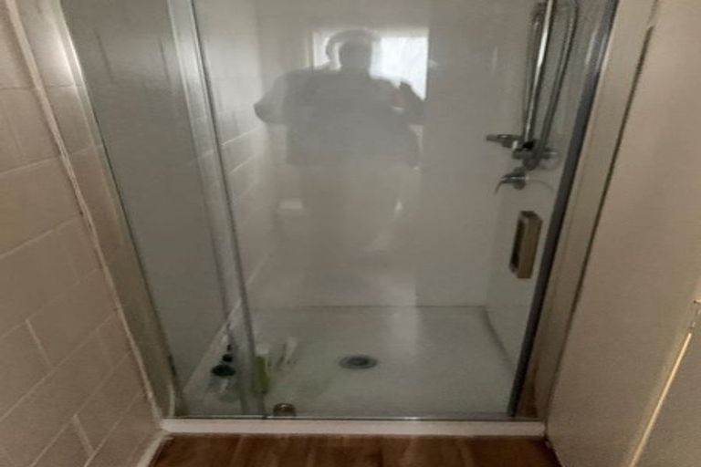 Photo of property in 18 Kent Street, Waiuku, 2123