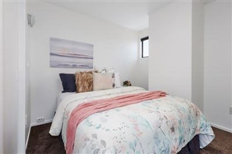 Photo of property in 16 Leeward Drive, Whitby, Porirua, 5024