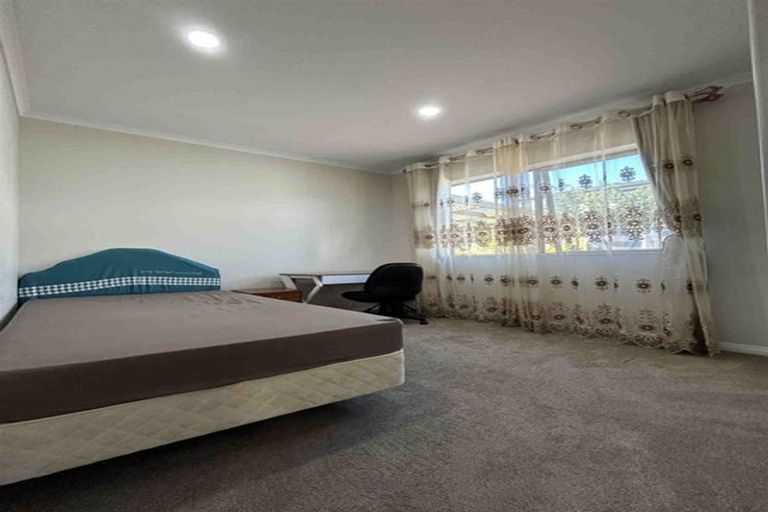 Photo of property in 32 Lisnoble Road, Flat Bush, Auckland, 2019