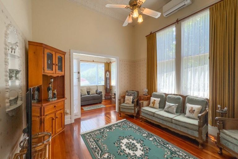 Photo of property in 102 Karaka Road, Thames, 3500