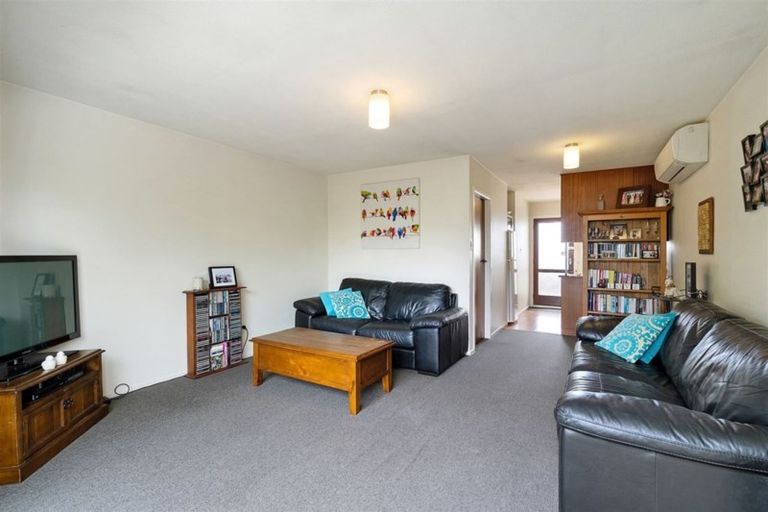 Photo of property in 3/104 Picton Avenue, Riccarton, Christchurch, 8011