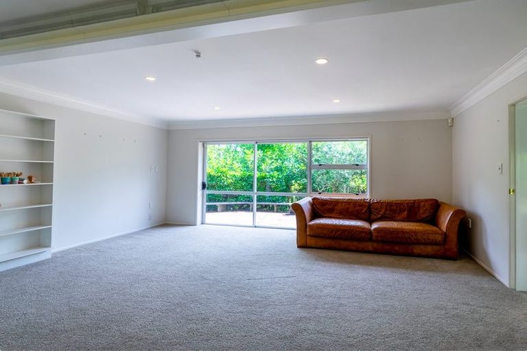 Photo of property in 45 Huia Road, Titirangi, Auckland, 0604