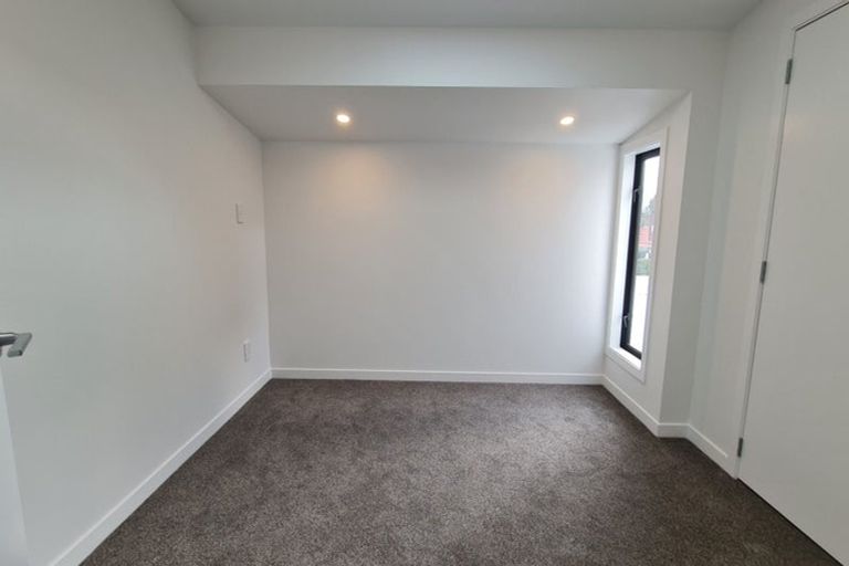 Photo of property in 323 Riverside Drive, Waterloo, Lower Hutt, 5011
