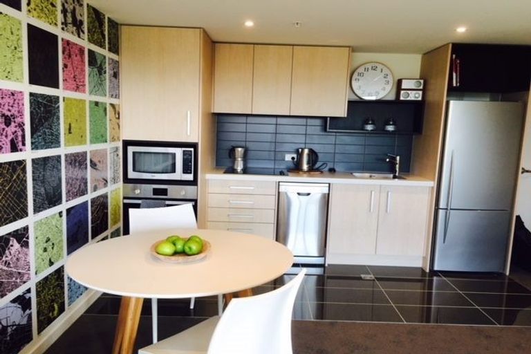 Photo of property in Nouvo Apartments, 4a/21 Rugby Street, Mount Cook, Wellington, 6021