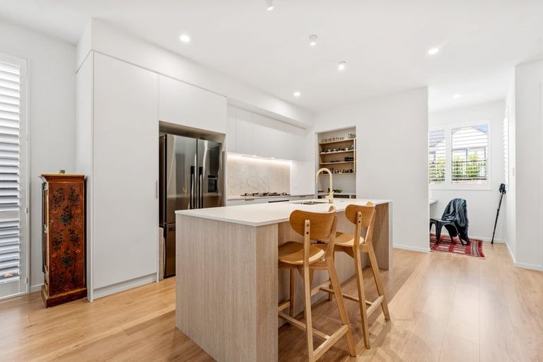 Photo of property in 35 Sidwell Road, Wainui, 0932