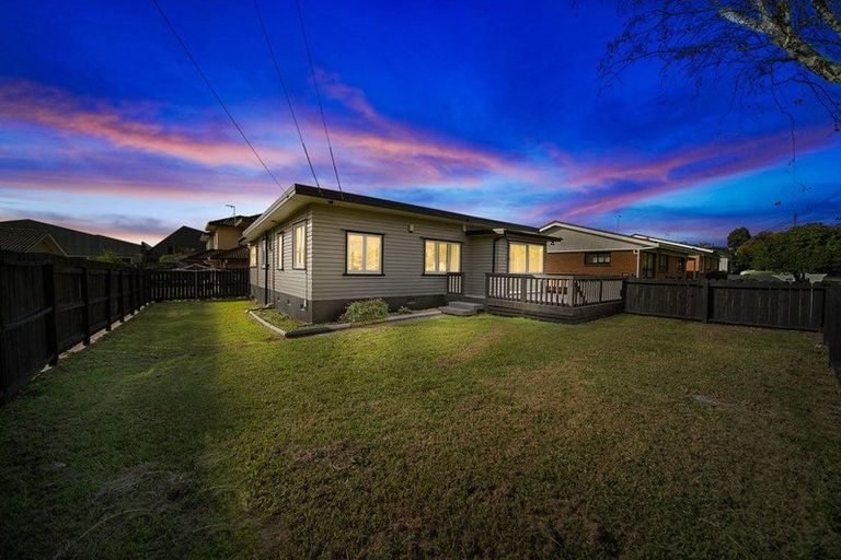 Photo of property in 1/1 Margaret Street, Papakura, 2110