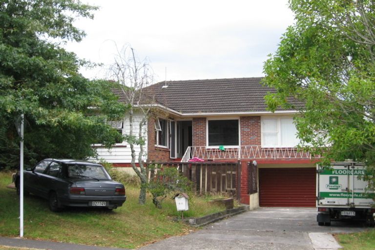 Photo of property in 64 Rimu Street, New Lynn, Auckland, 0600