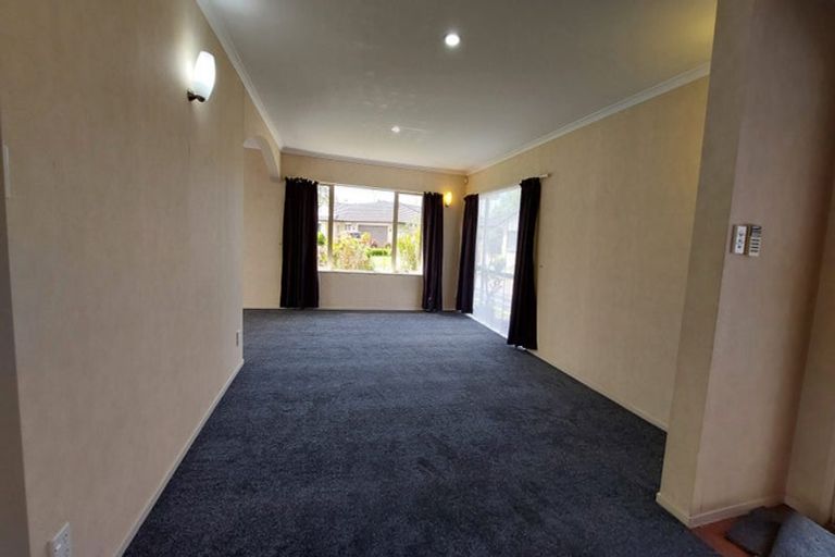 Photo of property in 7 Ironstone Place, Randwick Park, Auckland, 2105