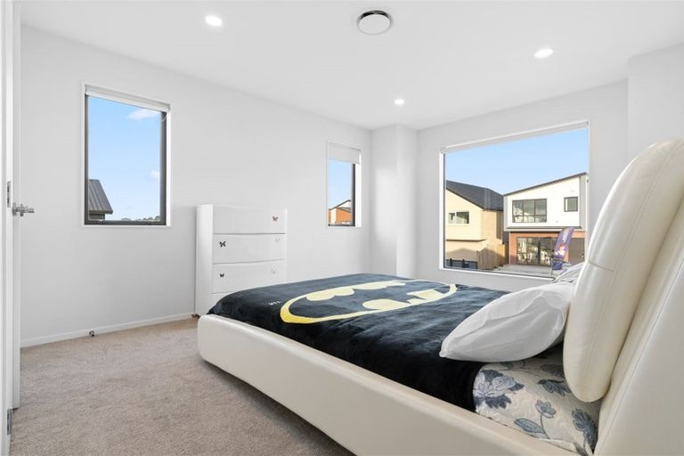 Photo of property in 13 Christella Street, Flat Bush, Auckland, 2019
