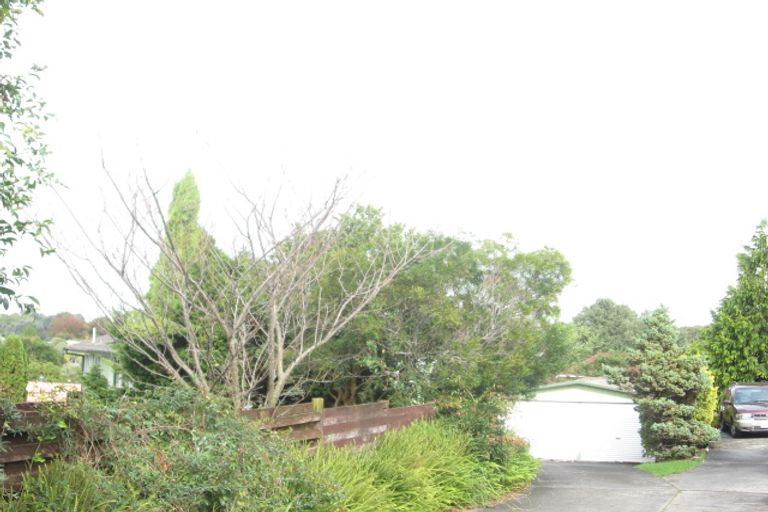 Photo of property in 47 Walworth Avenue, Pakuranga Heights, Auckland, 2010